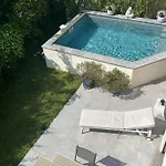 Piscine Plein Sud Proche Uzes Villa
