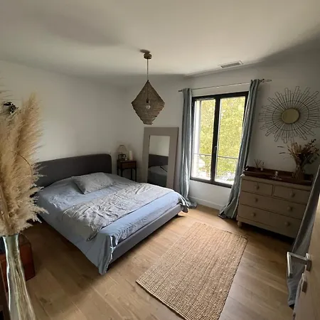 Piscine Plein Sud Proche Uzes Вилла